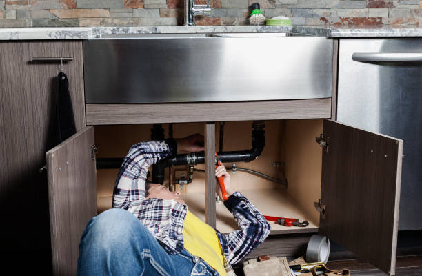 Best Emergency Plumber  in Hubbard, OR